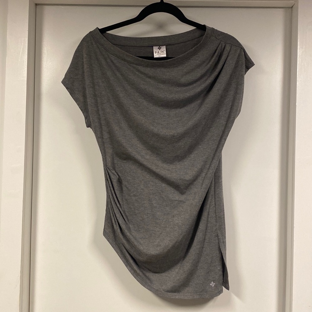 NUX activewear tshirt
